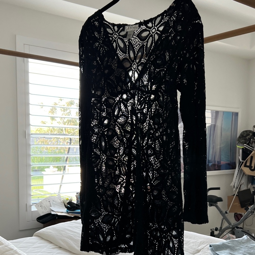 J.Valdi Black Crochet Long Sleeve Cover-Up